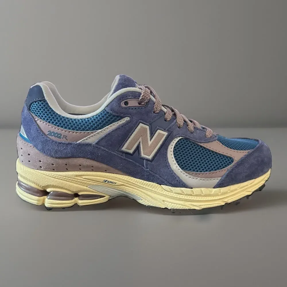 New Women's Size 7 New Balance 2002R Blue Purple U2002RPA Men's Size 5.5